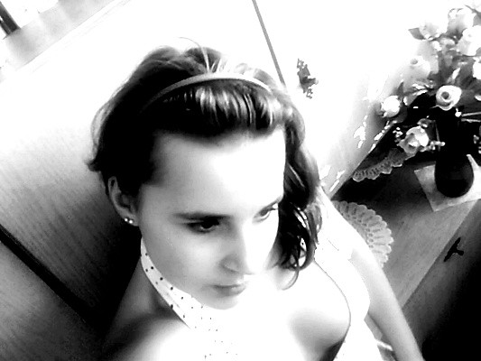 Qmpela. . . 