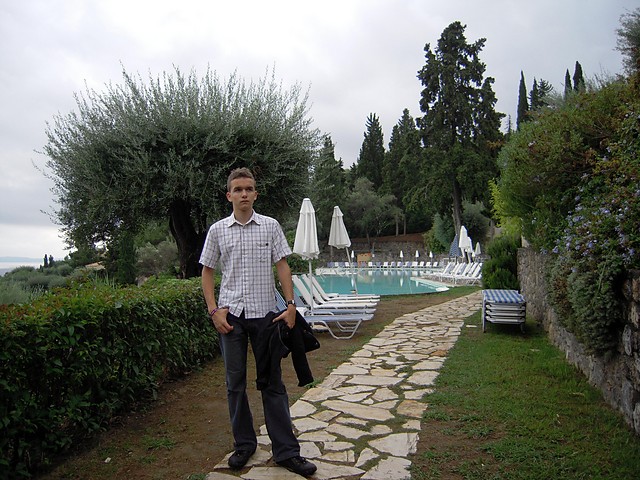 Επέστ&#