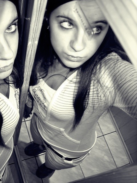 Rafaaaaaeeeek;****