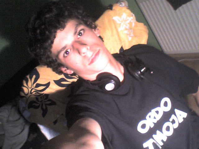TO CHUJ*