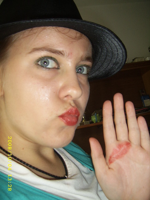 Kiss 4 my big inpossible loVv =*