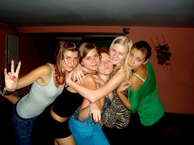 tancereczki.. < 33