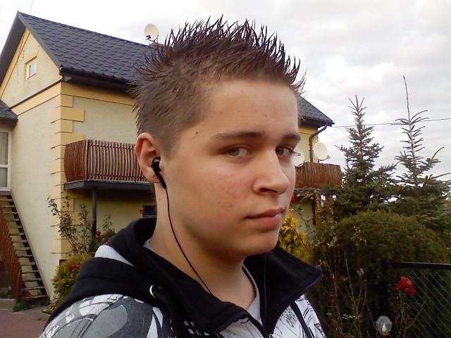 Z muzyk przez wiat ;]