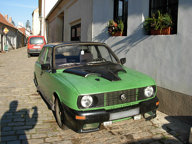 Zdj. nr 35 skoda 120 (part 1)