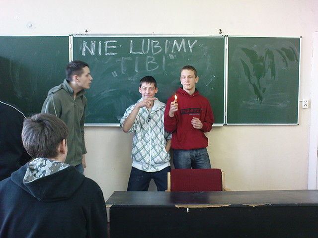 NIE LUBIMY TIBII