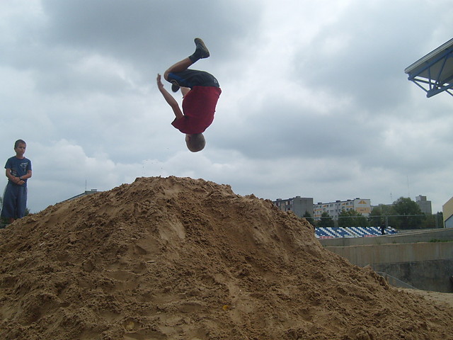 Salto:)
