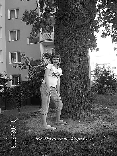 Na Dworze w Kapciach