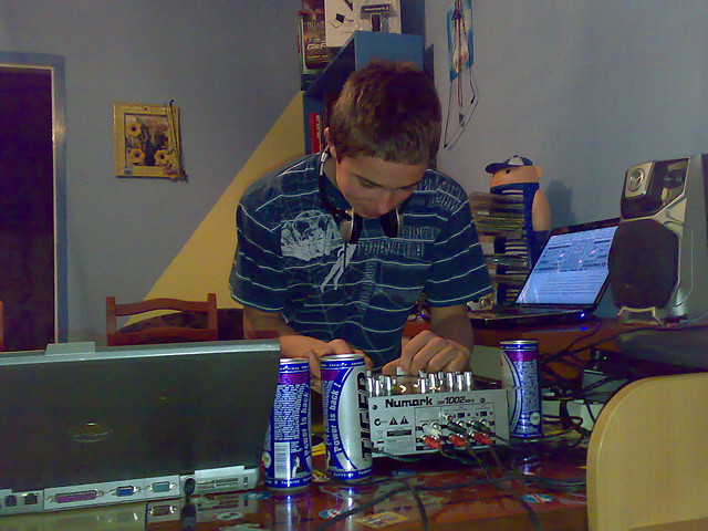Dj Shivaki