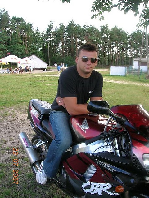 Wpis tazrozowymstanikiem