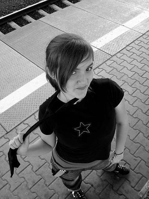 Emo...