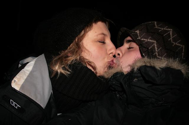 kiss kiss