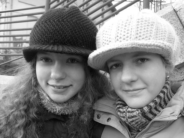 z Ewci;** 