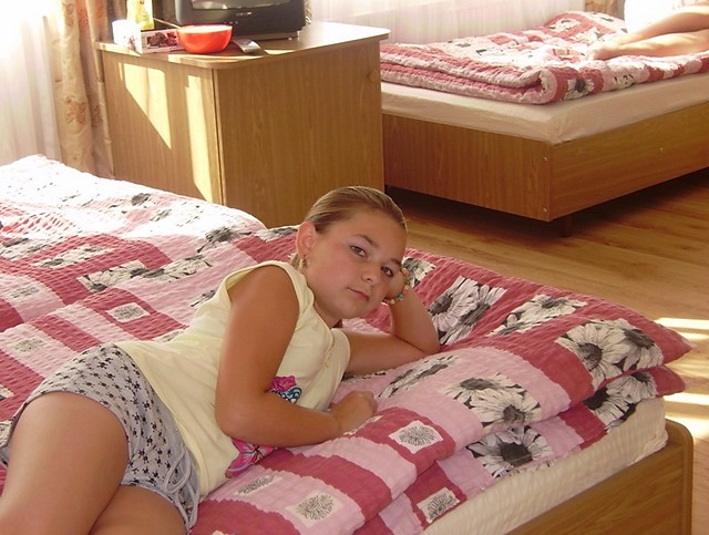 ja ;***