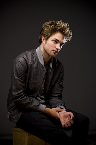 Robert Pattinson / Edward Cullen
