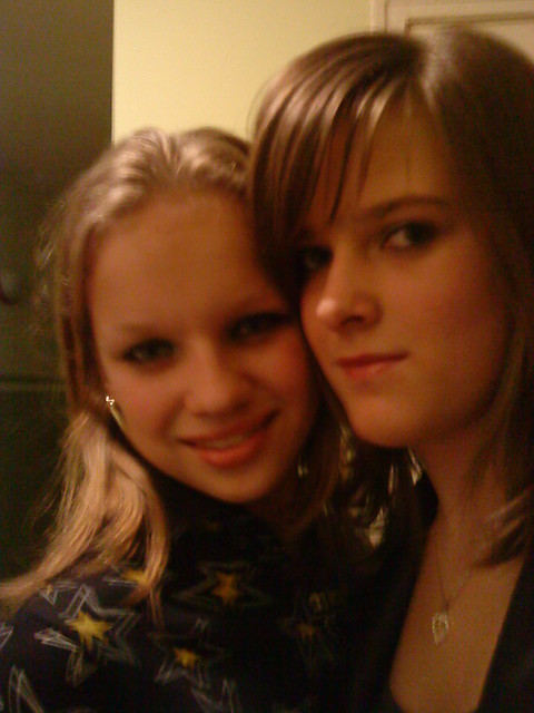Z Monisi :*