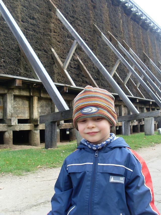 Mateusz,.