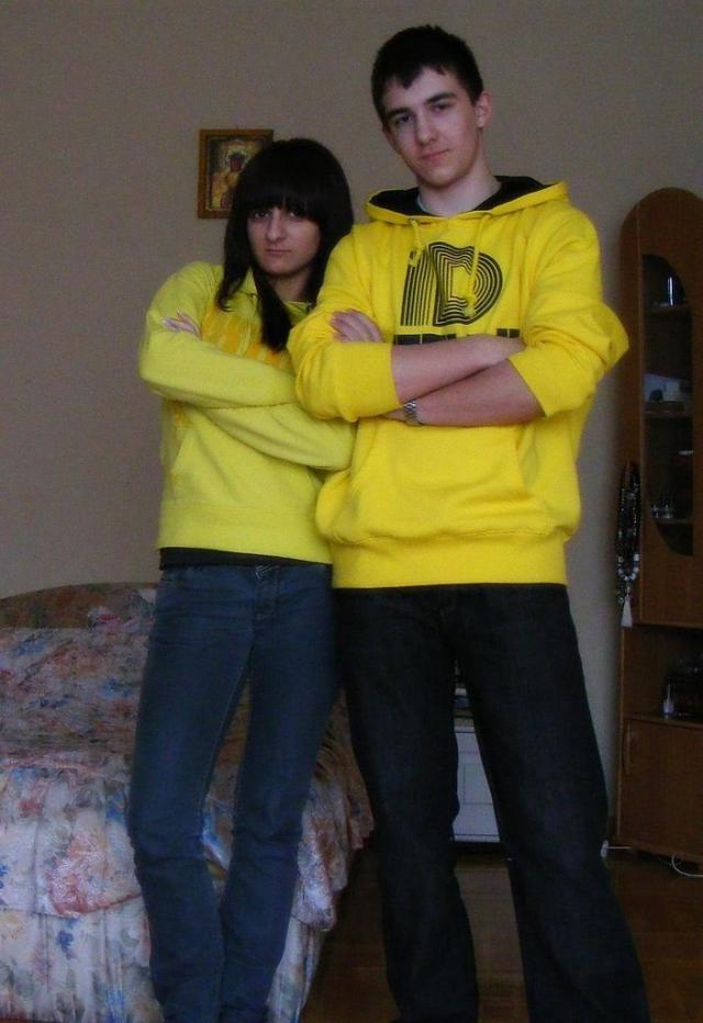 .yellow.