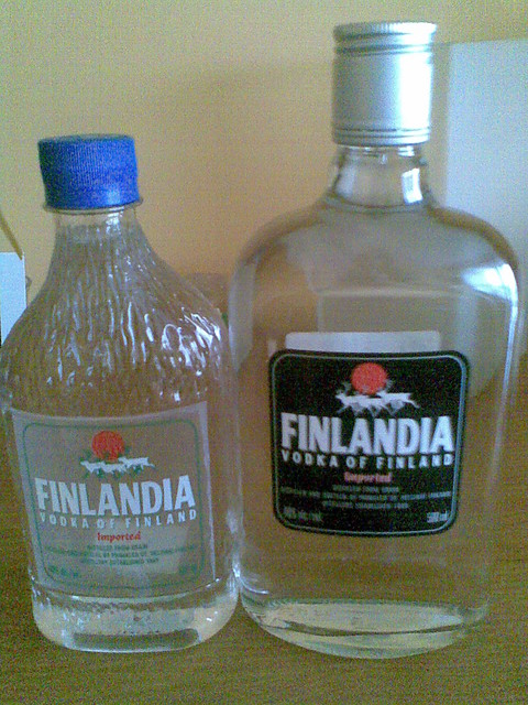 Finlandia : O