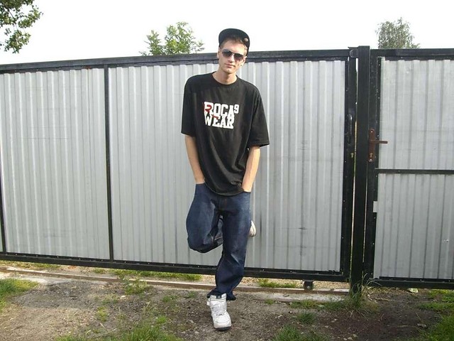 loWe. ;*