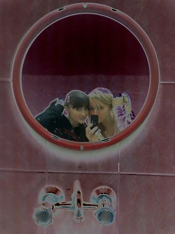 Z Karolink ;** 