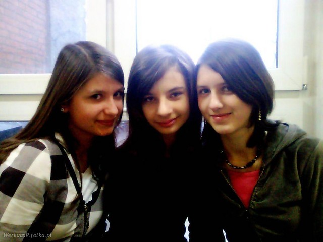 Nuda w h... : /