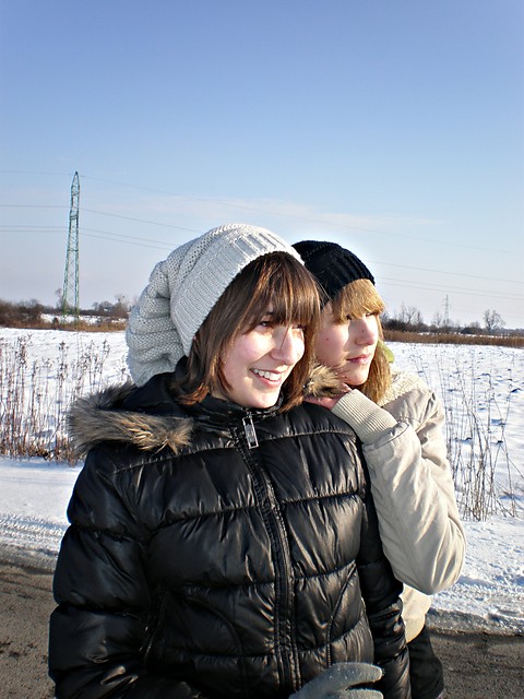 Z Sis < 333