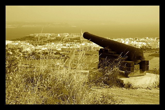 ...armata