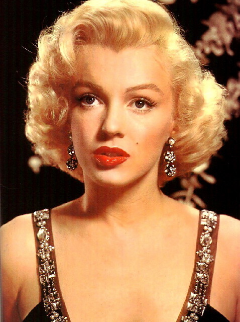 z twarz Marilyn Monroe