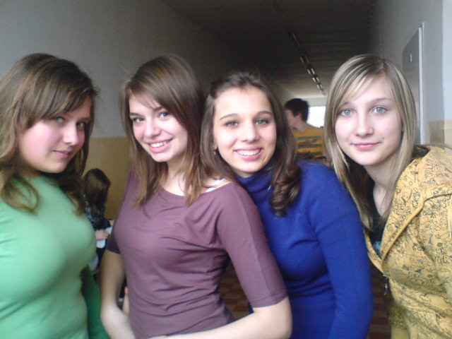 Moje ;***