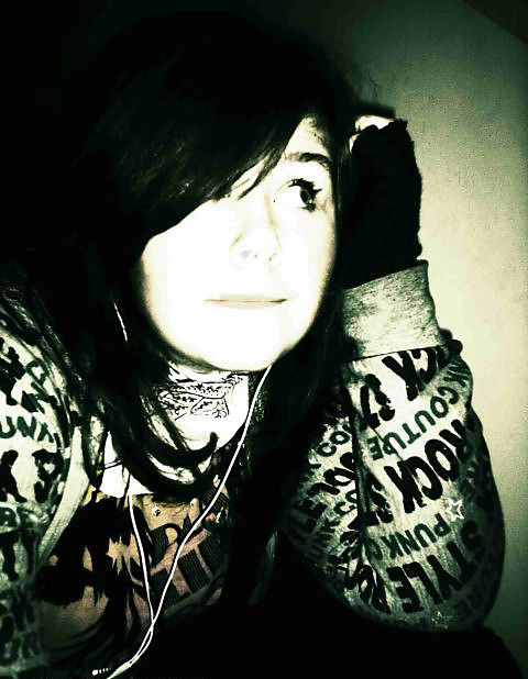 on jest wampirem X____x