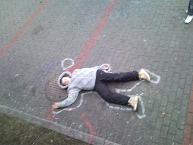Zgin Tragicznie.