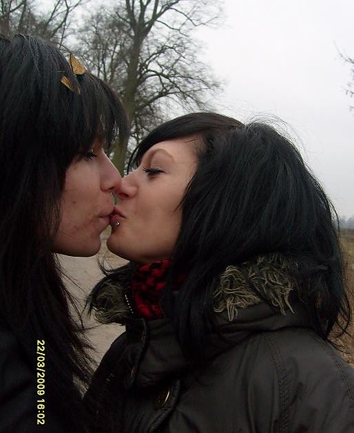Buziaczek Domi;***