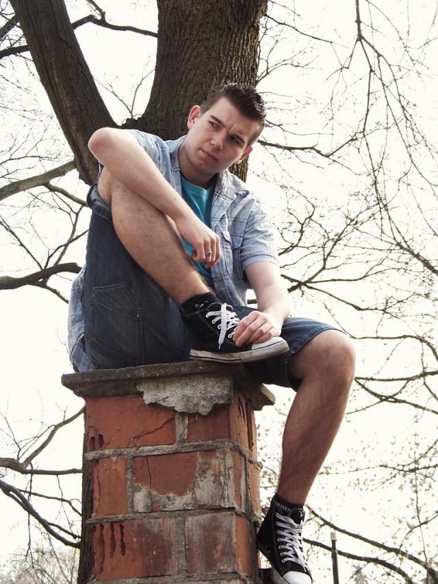 Tomasz ;***