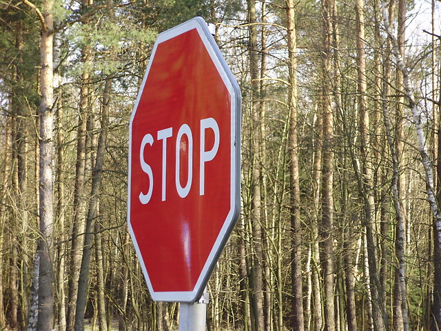STOP