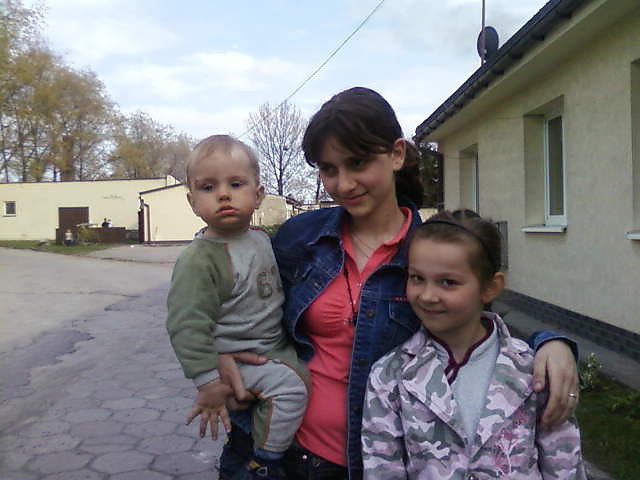 MiLeNkA with NyNu and PaUliNkA
