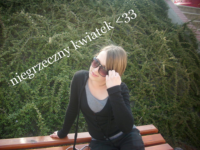 hihihi < 3333