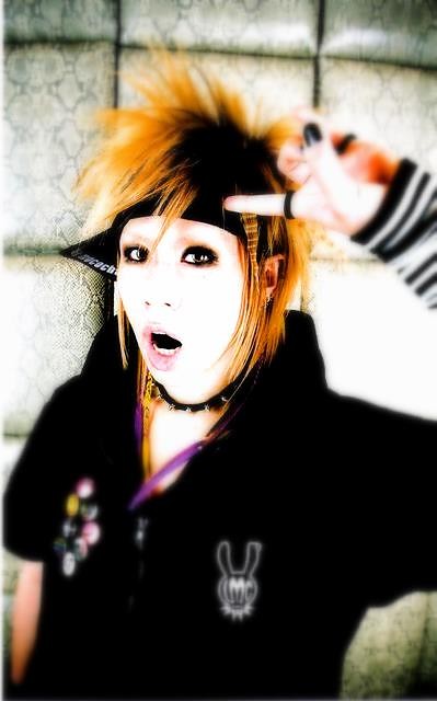 Kyaaaa! *---*