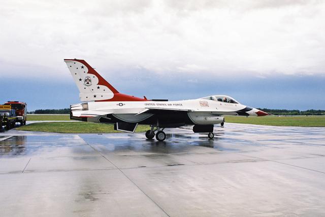 F-16