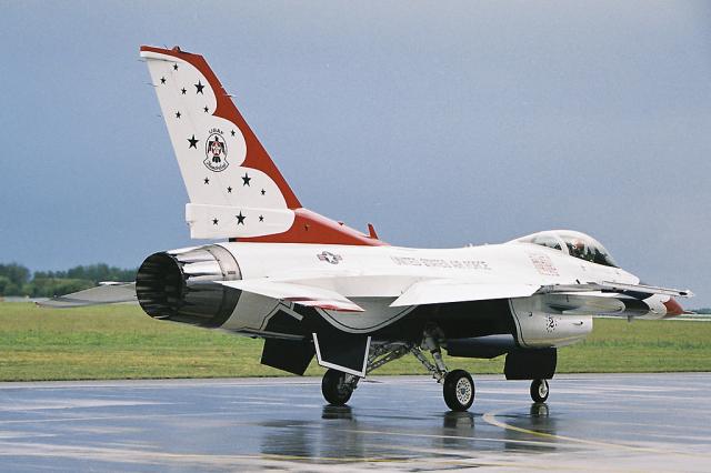 F-16