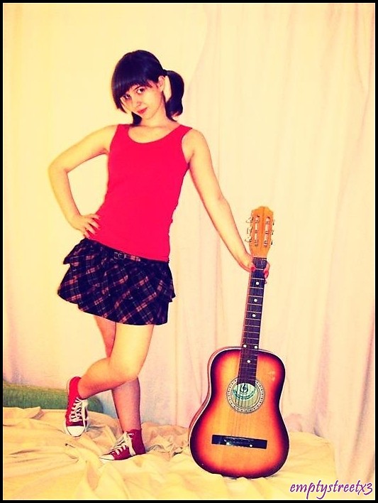 Agnie ; ***