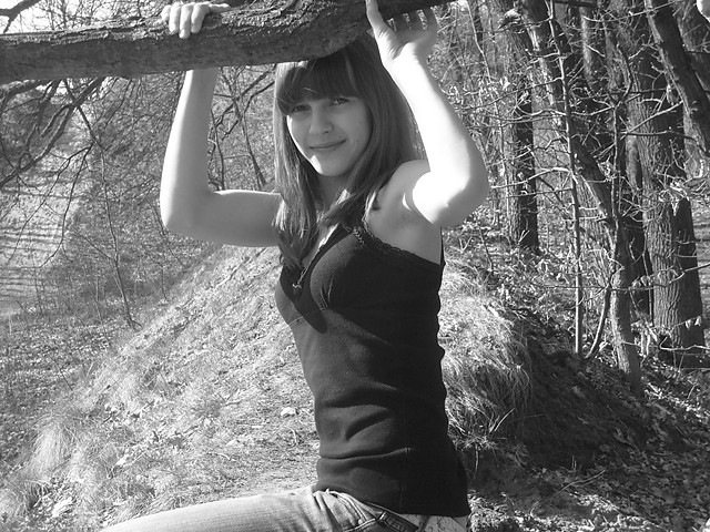 Paula:*