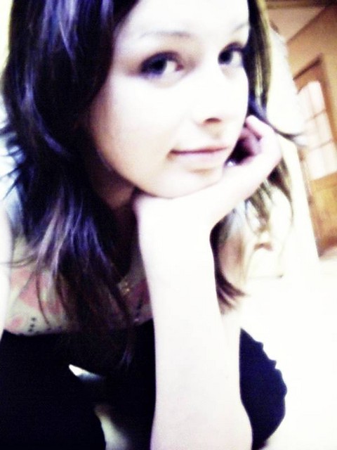 bLeE ^^/        ;P