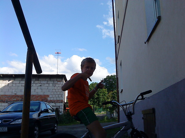 MJ SREBRNY BRUMMER