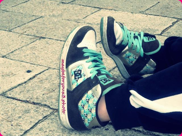 Butyy ; D