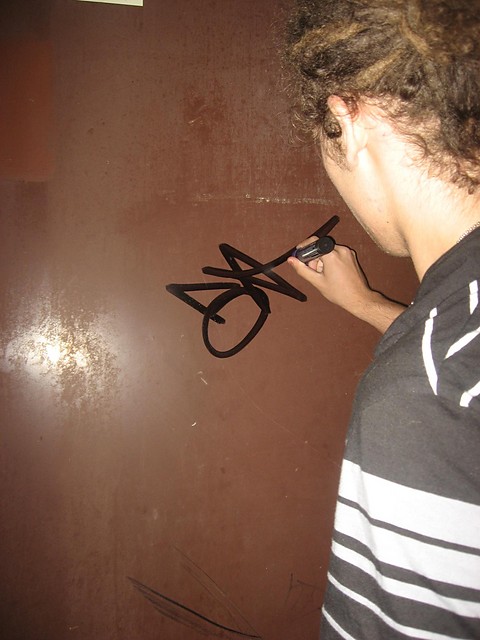 Baz*