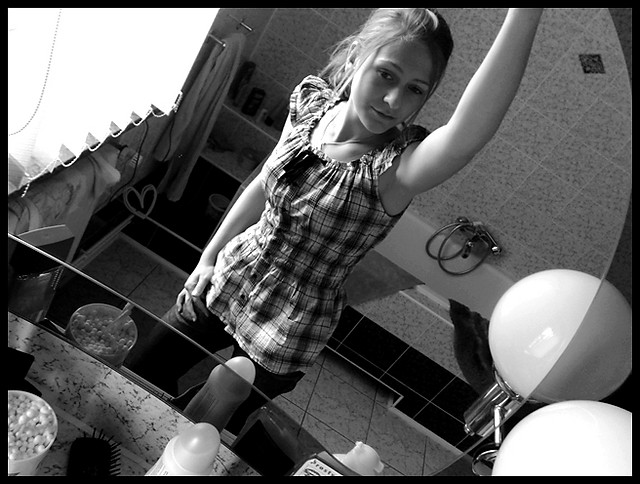 Lustr  O ;d . 