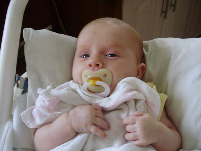 Klaudia:*
