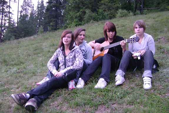 Urodzinki Agatki ;***