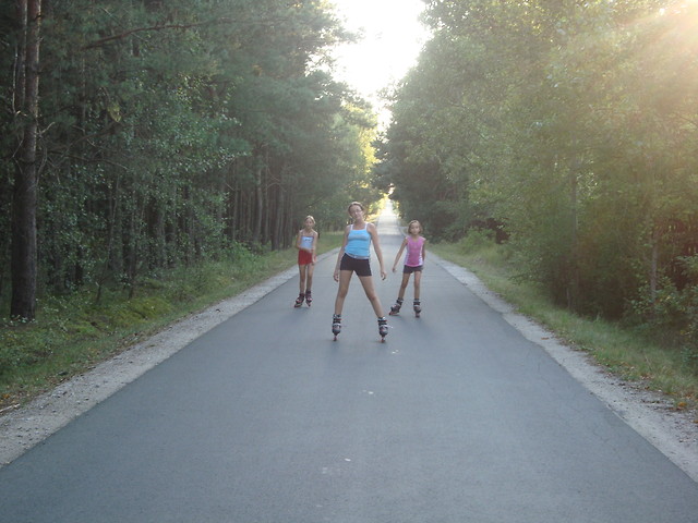 ROLLER GIRLS