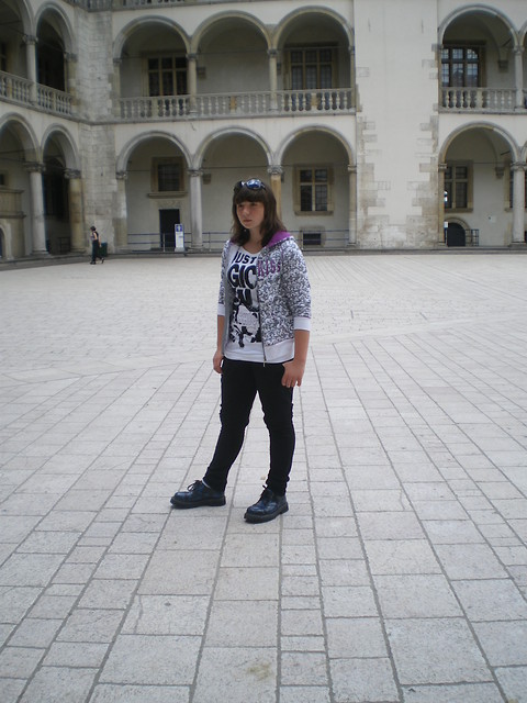 Klaudiaa. ;**